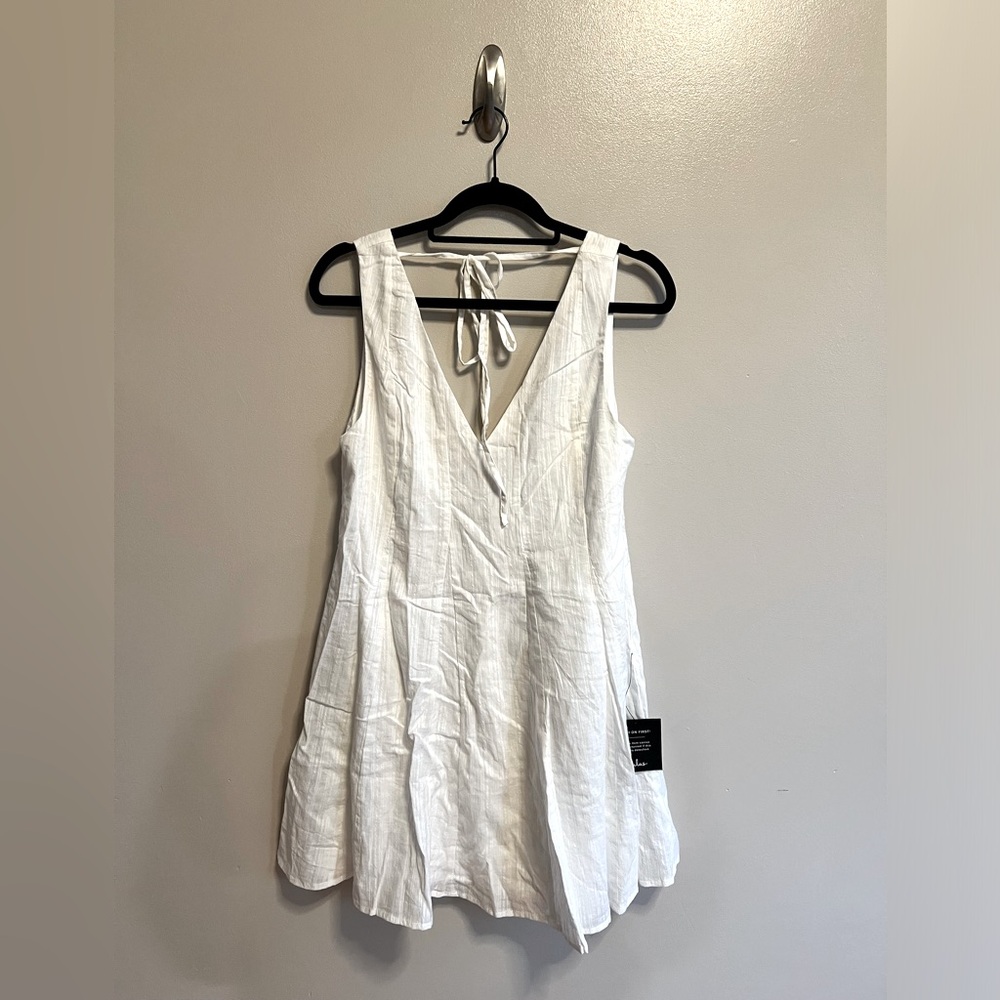 NWT White LuLu’s Mini Dress - Size Small